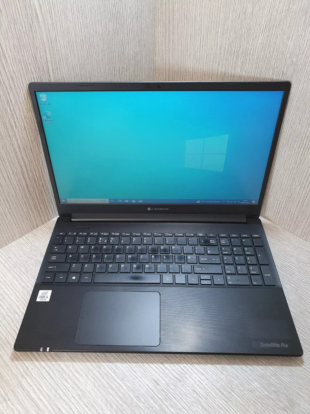 Dynabook Toshiba Satellite Pro L50 | i7-10510U | 8GB RAM | 256GB SSD | WIN 111