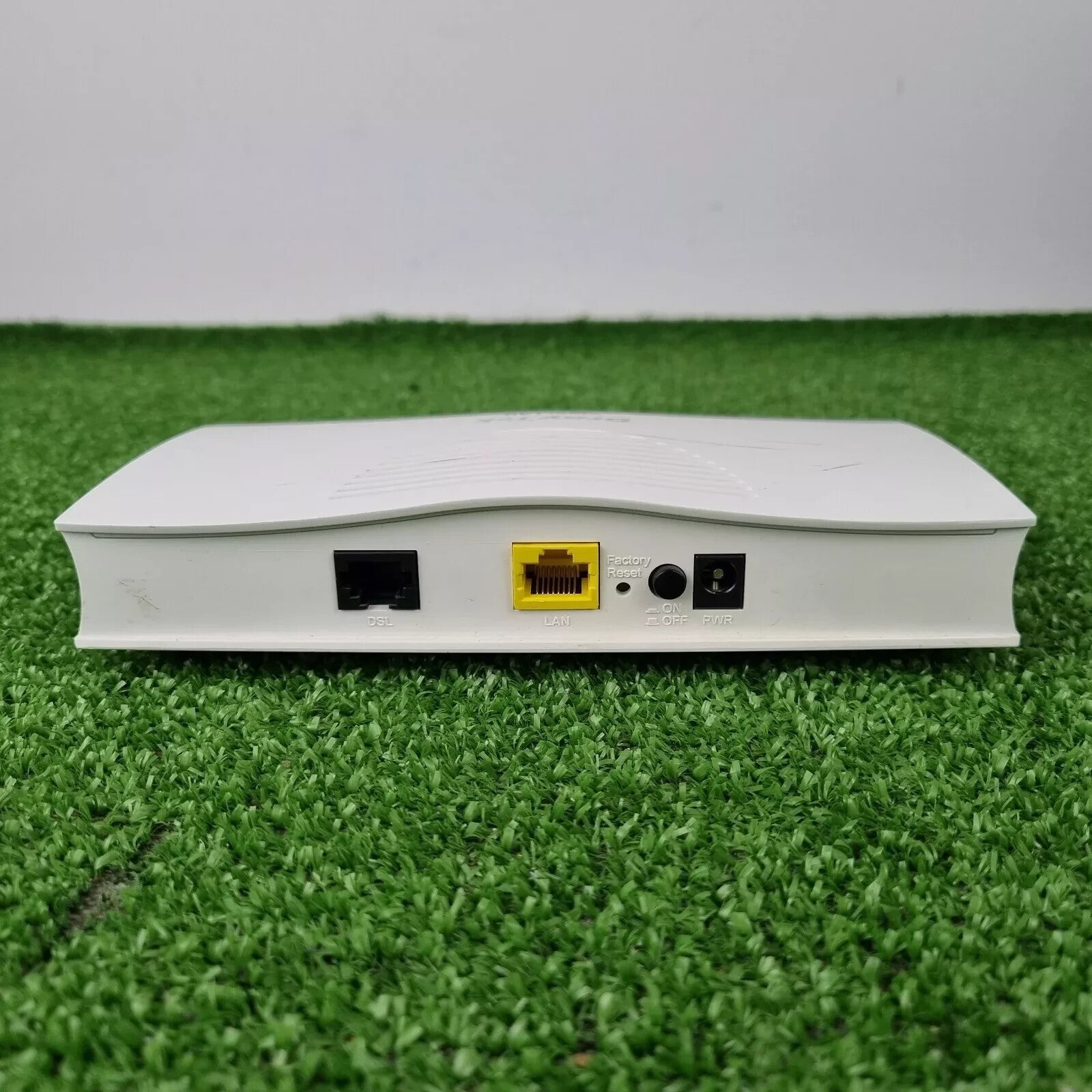 DrayTek Vigor130 with No PSU ADSL/VDSL2 Router FTTC BT Infinity Modem, NO PSU2