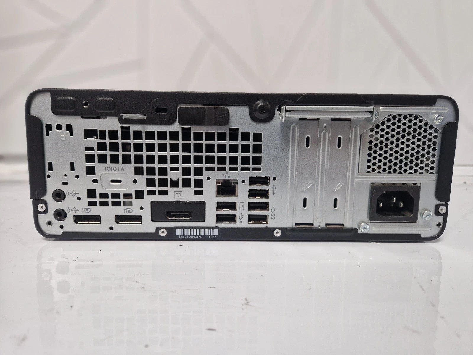 HP ProDesk 405 G4 SFF AMD RYZEN 5 2400G 8GB DDR4 256GB SSD WINDOWS 11 PRO2