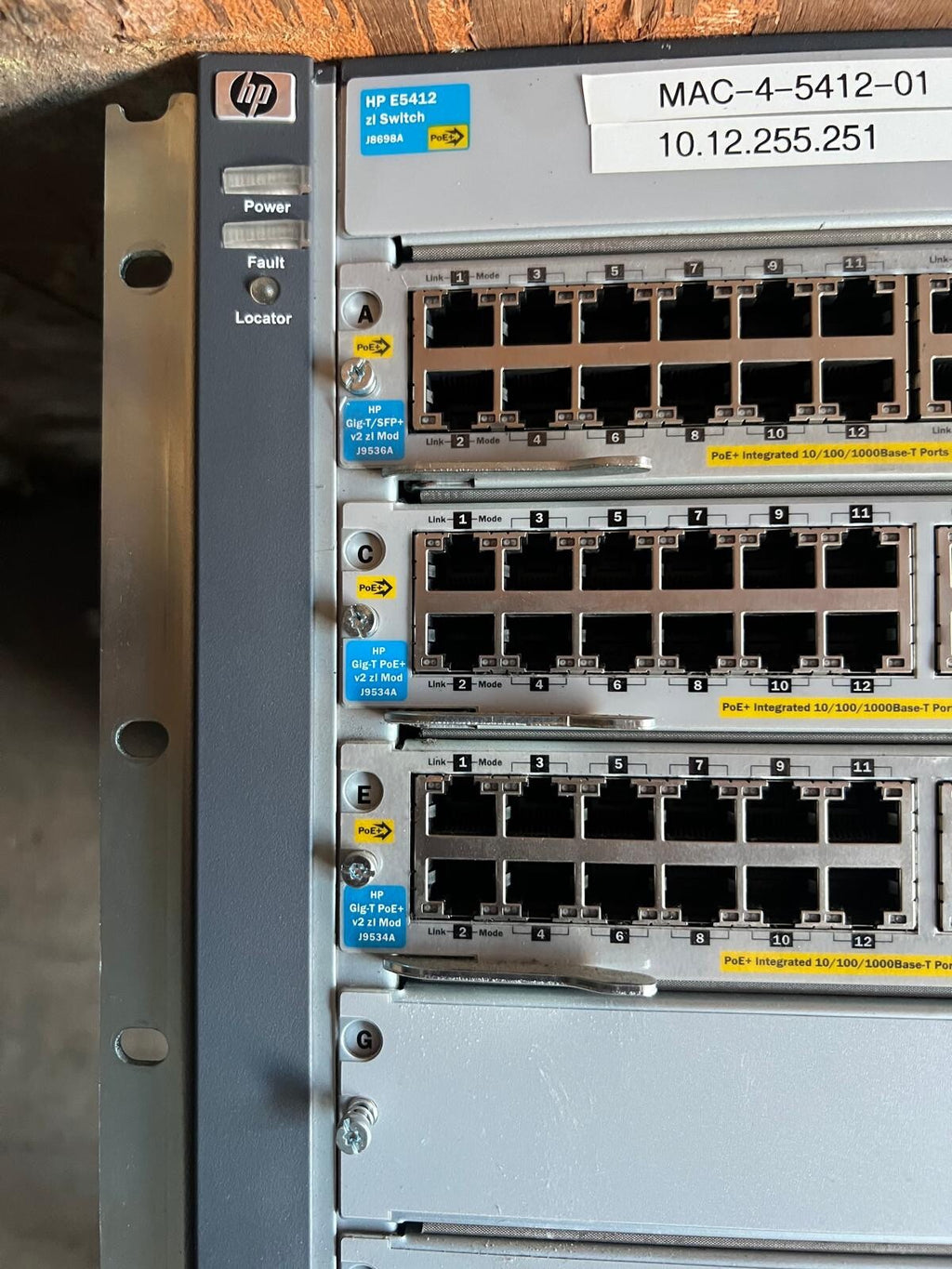 HP E5412 zl J8698A.  X6 - J9534A 2