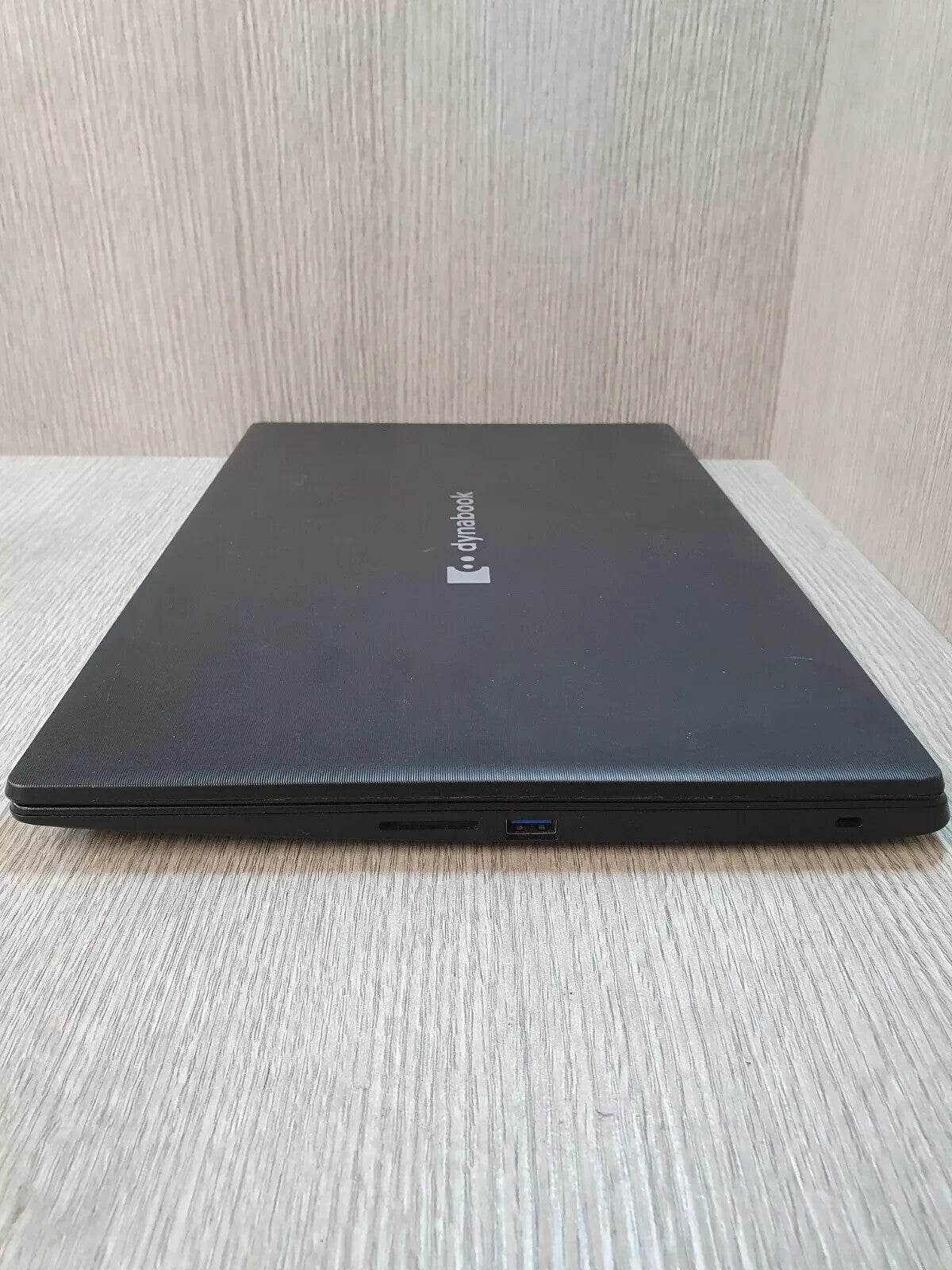 Dynabook Toshiba Satellite Pro L50 | i7-10510U | 8GB RAM | 256GB SSD | WIN 114