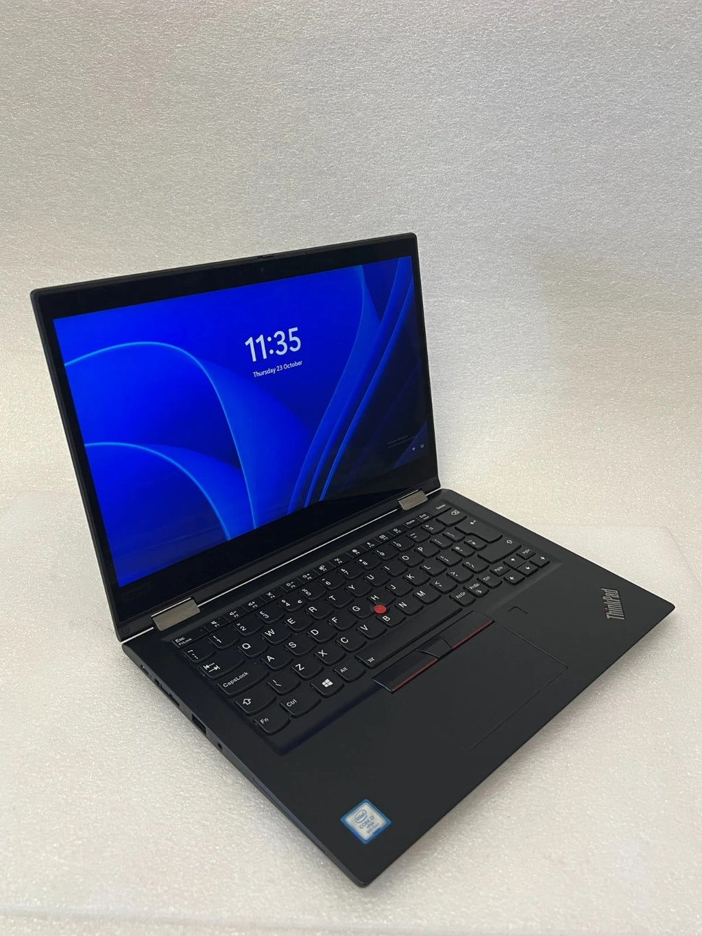 Lenovo ThinkPad X390 Yoga 13.3" i5 8th Gen 8GB 256GB SSD 2-in-1 Touch Win 113