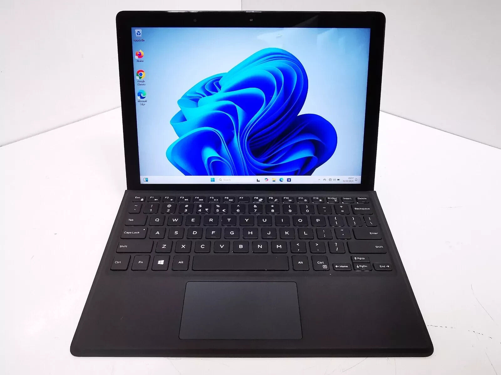 Dell Latitude 5290 2-in-1 - 8th Gen i5/8GB RAM/128GB SSD W11 TOUCHSCREEN2