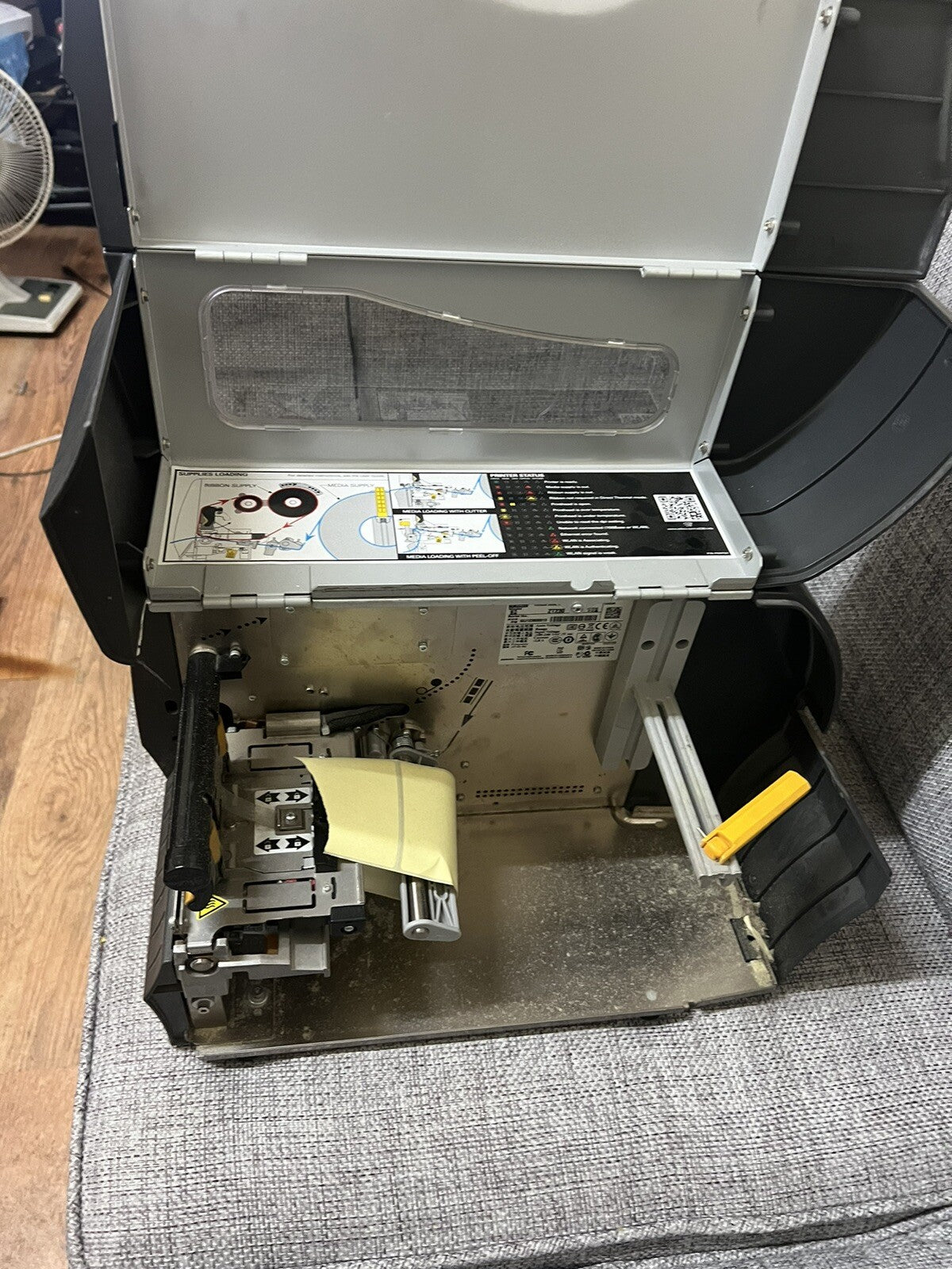 ) Zebra ZT230 4" 300DPI Direct Thermal Label Printer - Wired LAN / USB / Serial3