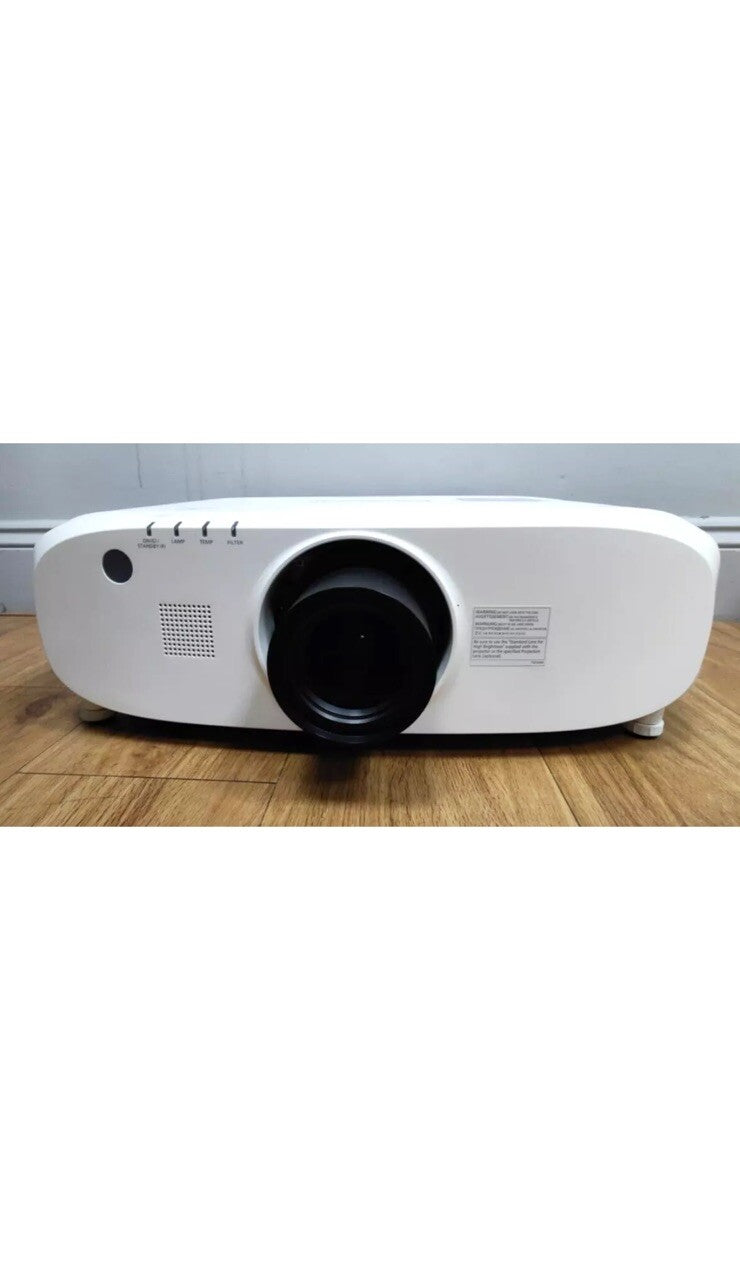 Panasonic PT-EX610 Projector XGA 1024 x 768 res -RRP £13002